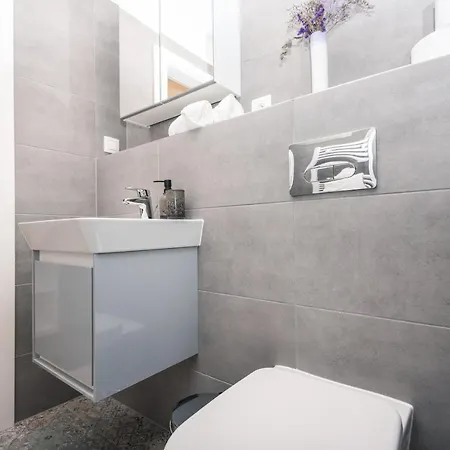 Center - Modern & Elegant Apartment *