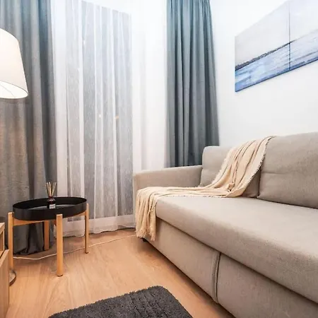 Apartment Center - Modern & Elegant *