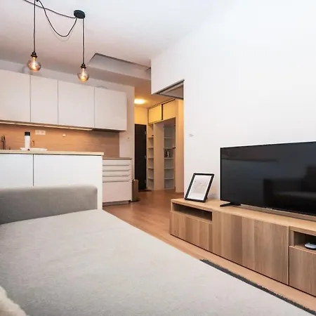 Apartment Center - Modern & Elegant *